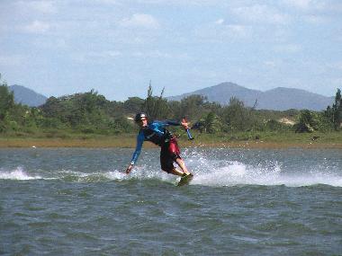 Auch auf der nahegelegenen Lagune ist Kiten ein Vergn�gen!
