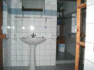 Bad gelbes H�uschen