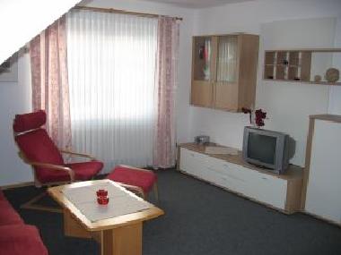 Wohnzimmer mit SAT-TV