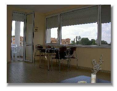 Essbereich + Zugang zur Terrasse