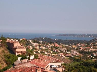 Zauberhafter Blick auf die Bucht von Saint-Tropez