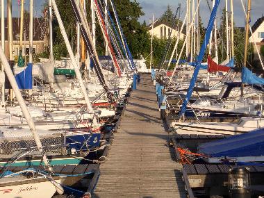 Yachthafen ca. 200m entfernt