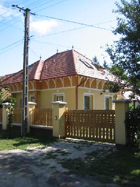 Ferienhaus in Balatonkenese (Veszprem) oder Ferienwohnung oder Ferienhaus