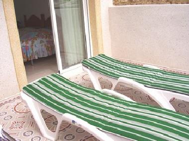 Auf der Terrasse im 1. Stock knnen Sie wunderbar entspannen.