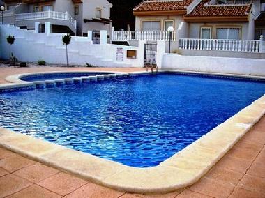 Der Pool wird nur von Gsten der Ferienhuser der Anlage genutzt