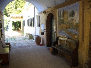 Schloss / Burg in Campello sul Clitunno (Perugia) oder Ferienwohnung oder Ferienhaus