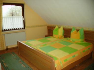 1. Schlafzimmer//2. Schlafzimmer mit separatem SAT/TV