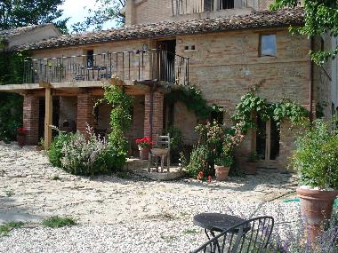 Ferienwohnung in Falerone (Macerata) oder Ferienwohnung oder Ferienhaus
