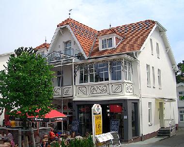 Hotel in Ostseebad Binz (Ostsee-Inseln) oder Ferienwohnung oder Ferienhaus