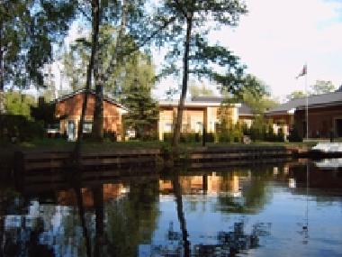 Links neben dem Lietzenhaus befindet sich unser Haus Froschk�nig