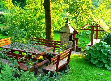 Gartenteil mit dem Grill