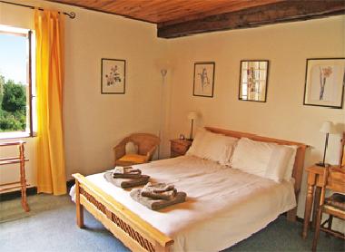 Pension in Saint-Beno�t du Sault (Creuse) oder Ferienwohnung oder Ferienhaus