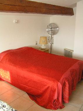 Franz�sisches Doppelbett und Einzelbett