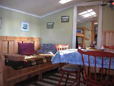 Vorderer Schlaf-/Essraum