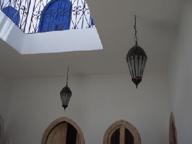 Flur  mit Blick zur Dachterrasse