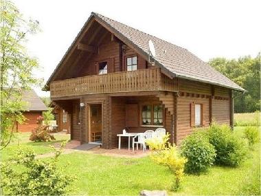 Haus 207 mit sch�nen Garten - ruhig gelegen in Waldn�he