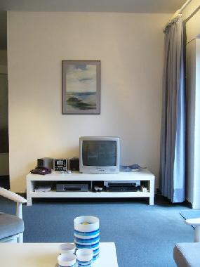 Das Technik-Board mit TV, DVD-Player, Videorecorder, Musikanlage