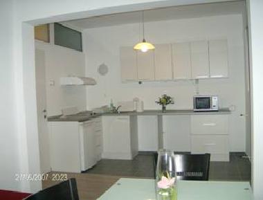 Kche vom Essplatz aus