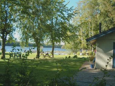 Lillstugan mit Seeblick