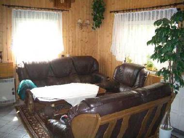 Wohnzimmer mit Fubodenheizung und Dachfenster