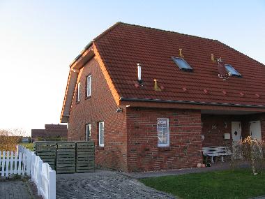 Unser Haus mit Parkplatz