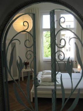 Schlafzimmer 2