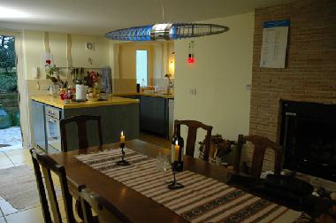 Kueche und Esszimmer