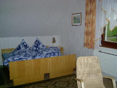 das Schlafzimmer 
