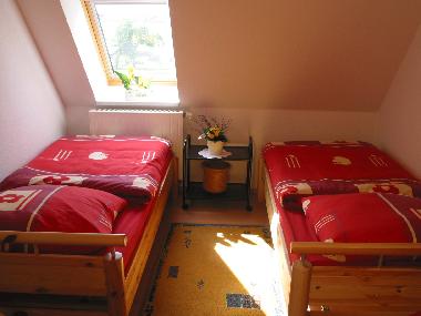 Schlafzimmer 2