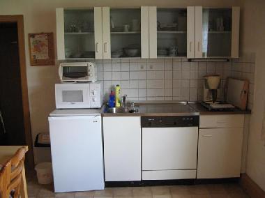 K�che gross mit Essplatz