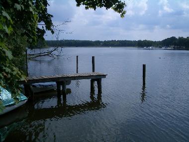 Zugeh�riger Steg mit Blick auf Templiner Stadtsee