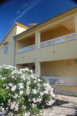 Ferienhaus in Ra�anj/ Rogoznica (Sibensko-Kninska) oder Ferienwohnung oder Ferienhaus