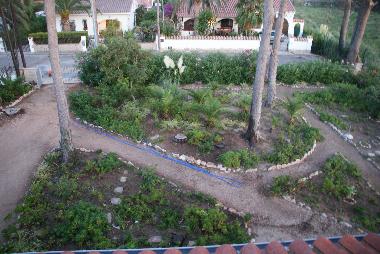 Der Garten  (fotografiert vom Dach)