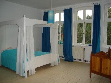 Schlafzimmer Eltern