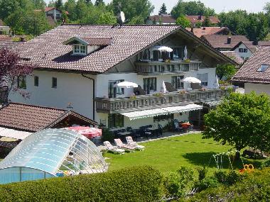 Pension im Sommer