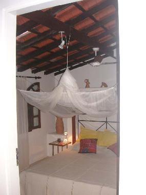 Schlafzimmer mit Bad im Gaestehaus