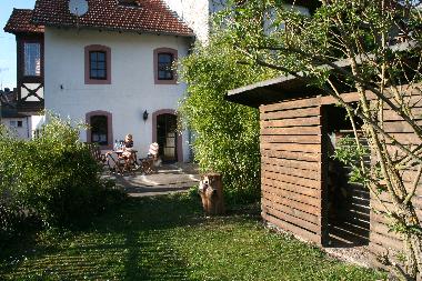 Garten mit Grillplatz