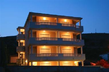 Ferienwohnung in Seget Donji - Trogir (Splitsko-Dalmatinska) oder Ferienwohnung oder Ferienhaus