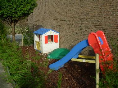 Eigener Spielgarten im Garten