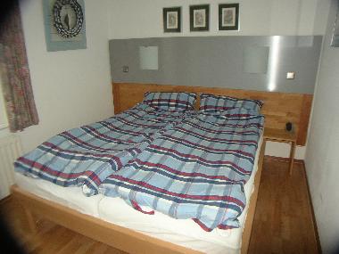 Schlafzimmer / Paterre