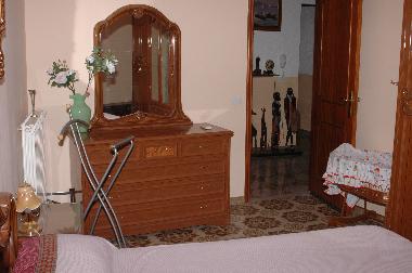 Schlafzimmer - mit Babybett