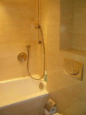 Badezimmer mit Fussbodenheizung