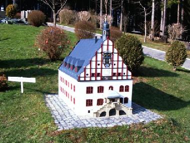 Miniaturanlage im kleinen Vogtland in Adorf(Rathaus in Plauen)