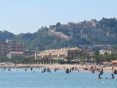 Ferienhaus in Cupra Marittima (Ascoli Piceno) oder Ferienwohnung oder Ferienhaus