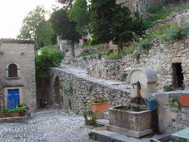 Ferienhaus in Montbrun-Les-Bains (Vaucluse) oder Ferienwohnung oder Ferienhaus