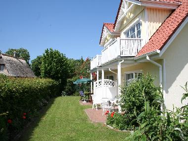 Dat gele Hus - Garten Westseite   