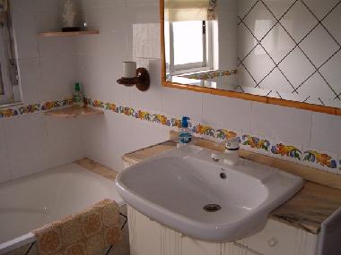 Chalet in CHIVA (Valencia / Val�ncia) oder Ferienwohnung oder Ferienhaus