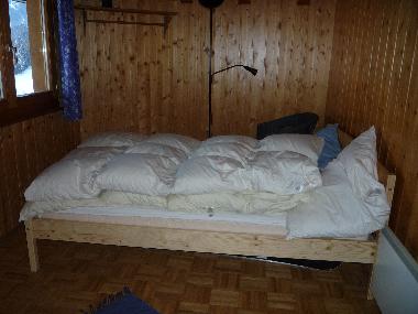 Schlafzimmer 2 mit Doppelbett 140 cm