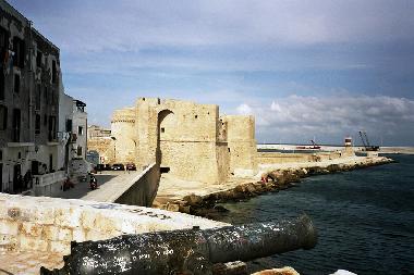 Castello Carlo V nur 8 Minuten enfernt