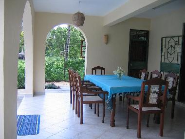 Die romantische Veranda mit grosen Tish.